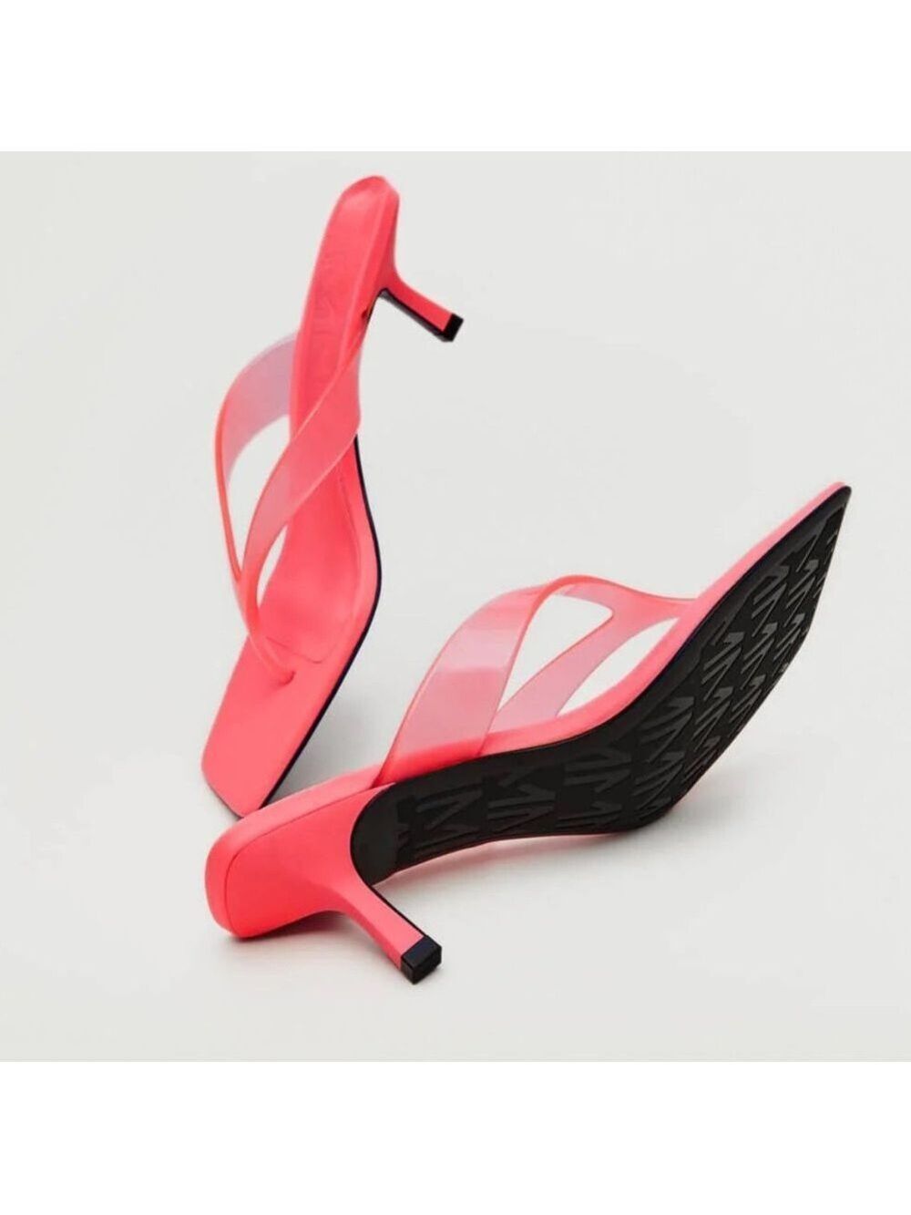 Mango Retro Vinyl High Thong Kitten-Heel Sandals, Size 41. - Picture 9 of 9